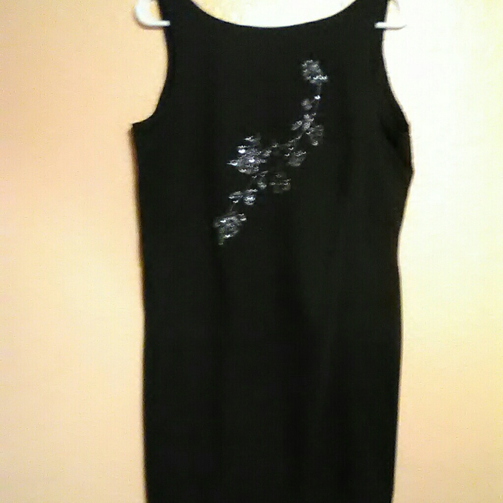 I.N. Studio brown dress with glitter flower vine
